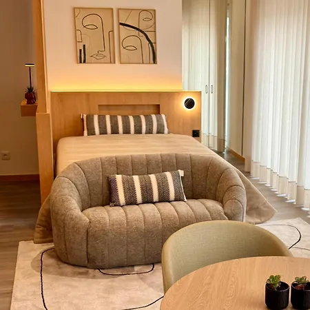 Blue Leca T0 3º Andar - Frente *